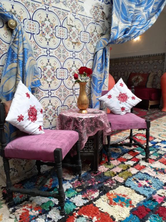Posezení v ubytování Riad Lazorde De Marrakech