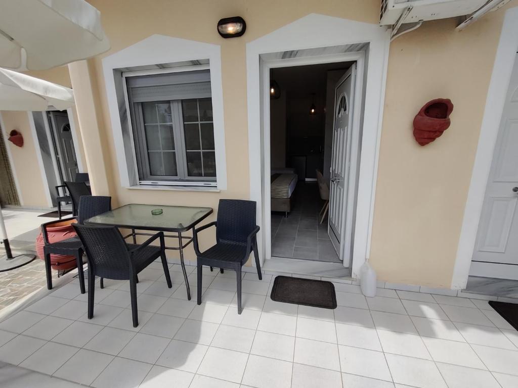 Patio nebo venkovní prostory v ubytování Studios Apollon
