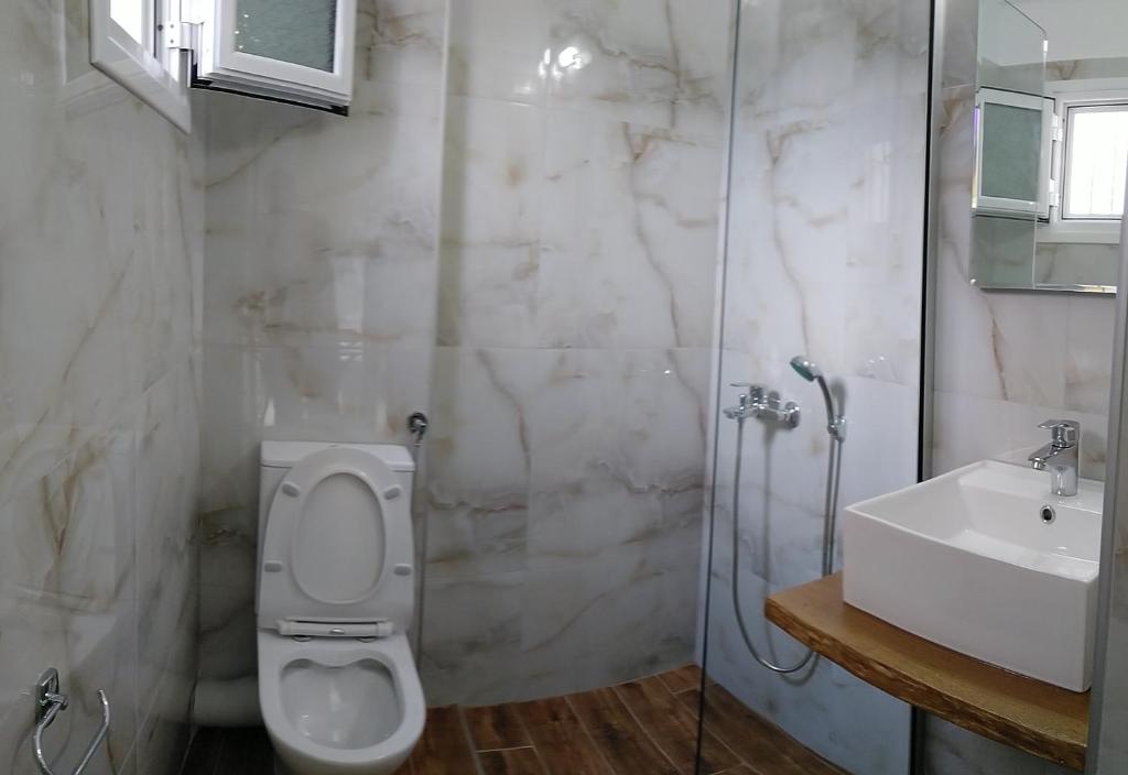 Kúpeľňa v ubytovaní Studios Spiros Parga