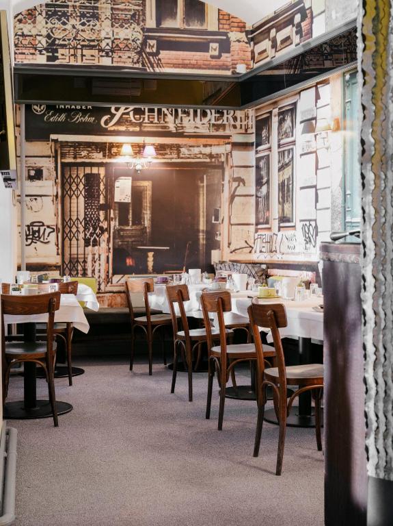 Un restaurant sau alt loc unde se poate mânca la Saint SHERMIN bed breakfast & champagne