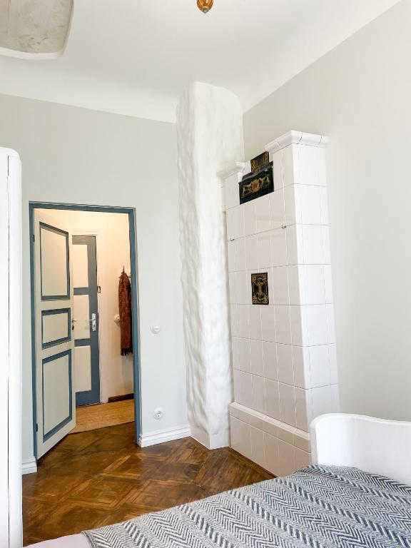 Postel nebo postele na pokoji v ubytování Spacious Supeluse Apartment