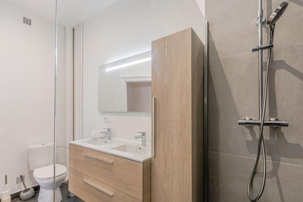 Plumeria - Grand 75m2 calme avec jardin Idéal familles et pros - 2 Chambres - 4 Lits séparés - Parking gratuit photo