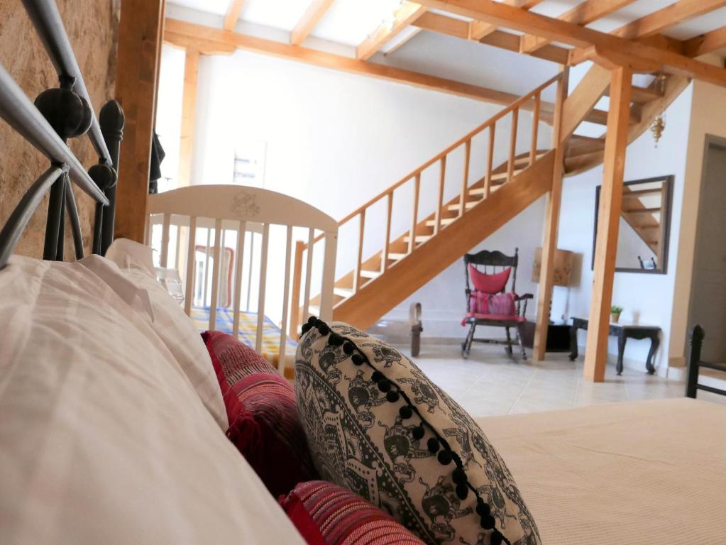 Postel nebo postele na pokoji v ubytování Το Λαϊνάκι by Fox Tale Guest House