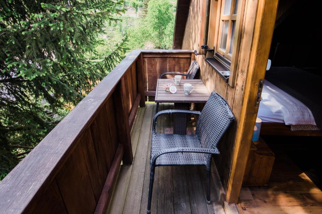 Guesthouse Pod rastockim krovom - Habitación Doble Con Balcón (3 Adultos)