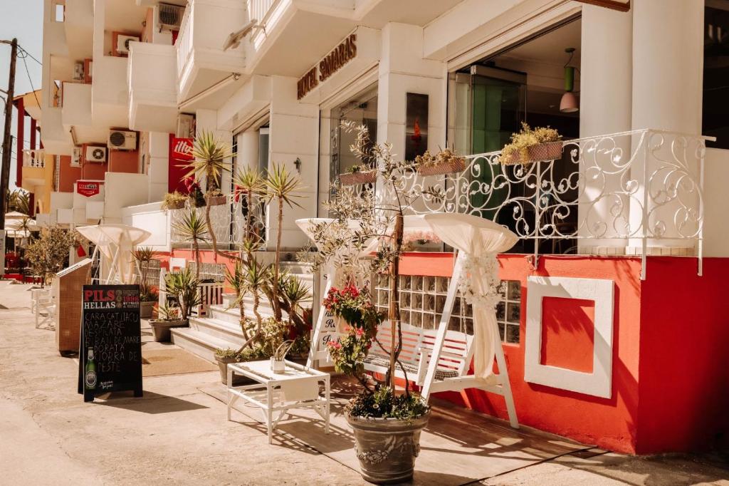 Balkón nebo terasa v ubytování Hotel Samaras Beach