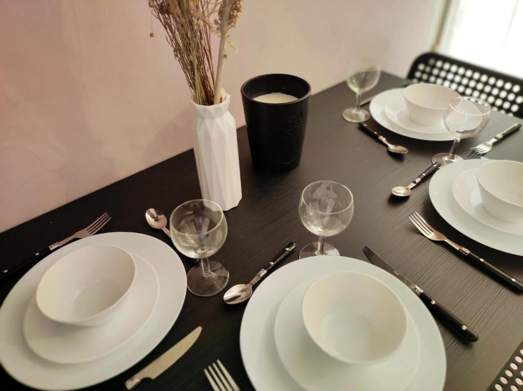 Nápoje v ubytovaní Appartement calme avec jardin privatif - 3 -