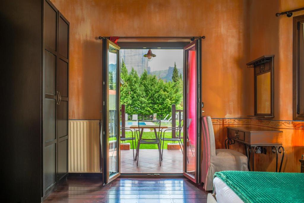 Monastiri Guesthouse - 13