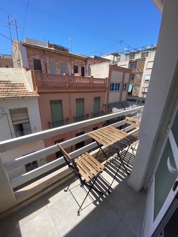 Centre Apartment near Plaza de Toros, Alicante – Updated 2023 ...