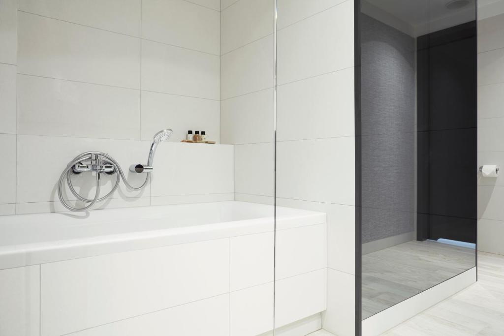 Q Hotel Plus Wroclaw Bielany - Resim 38