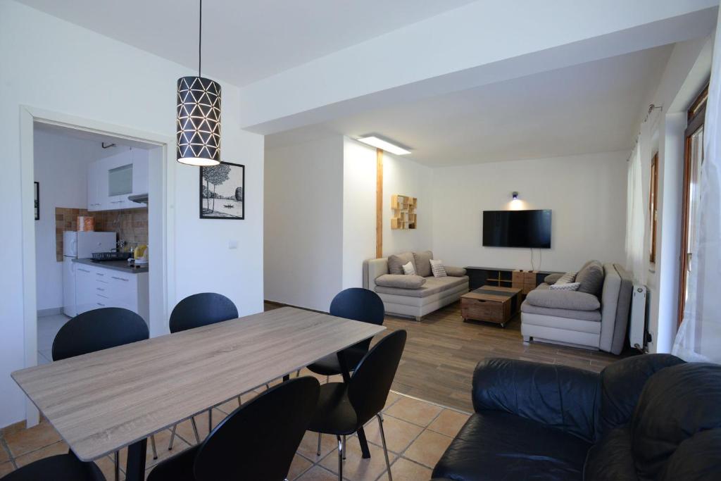 Apartments Osijek by the River - 