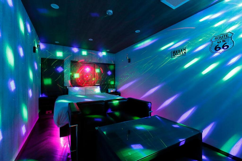 Fotografie z fotogalerie ubytování 555MOTEL SHONAN v destinaci Fudžisawa
