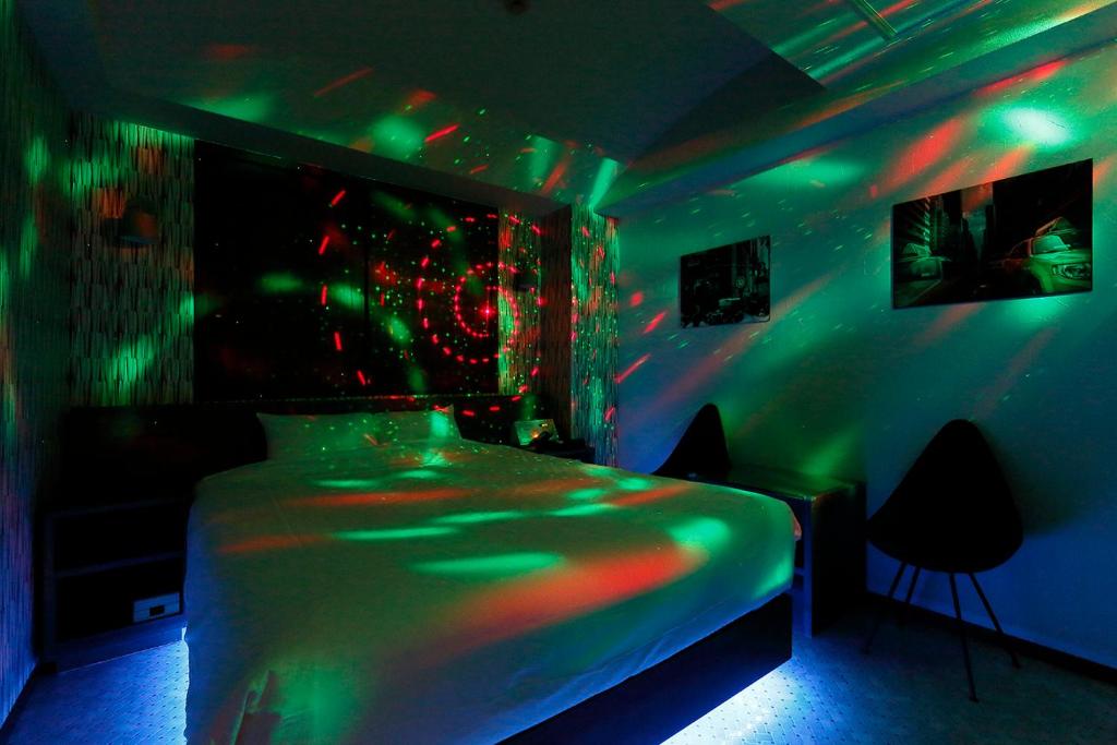 Fotografie z fotogalerie ubytování 555MOTEL SHONAN v destinaci Fudžisawa