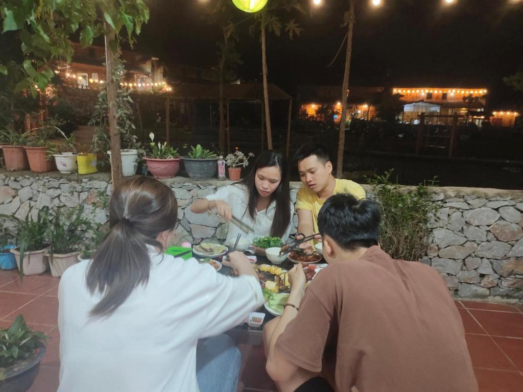 Hosté ubytování Xúa Vừ Homestay