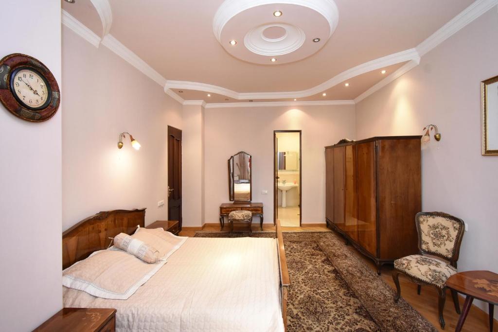Postel nebo postele na pokoji v ubytování Guest house YEREVAN