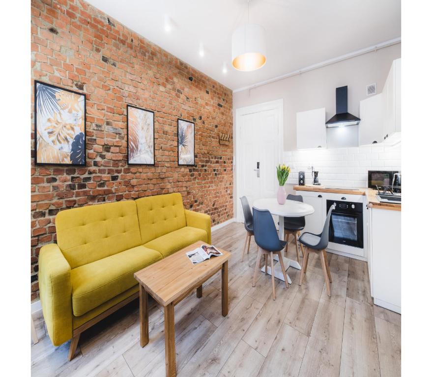 Kuchyňa alebo kuchynka v ubytovaní Modern Apartments Toruń 1 Stare Miasto-Centrum