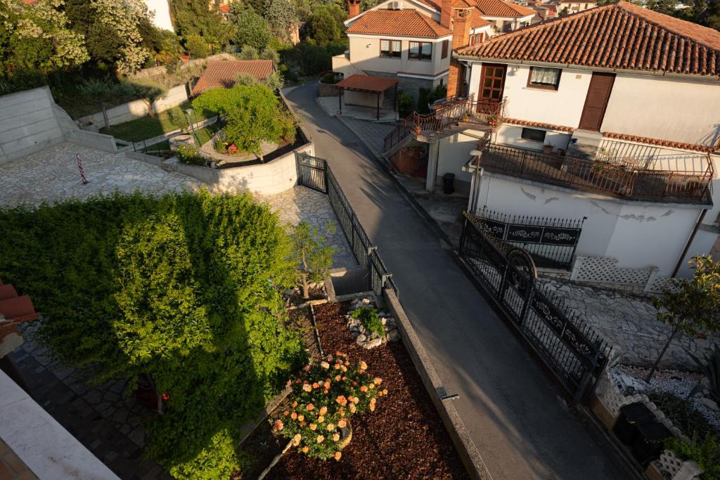 Zahrada ubytování Adriatic Bay Apartments