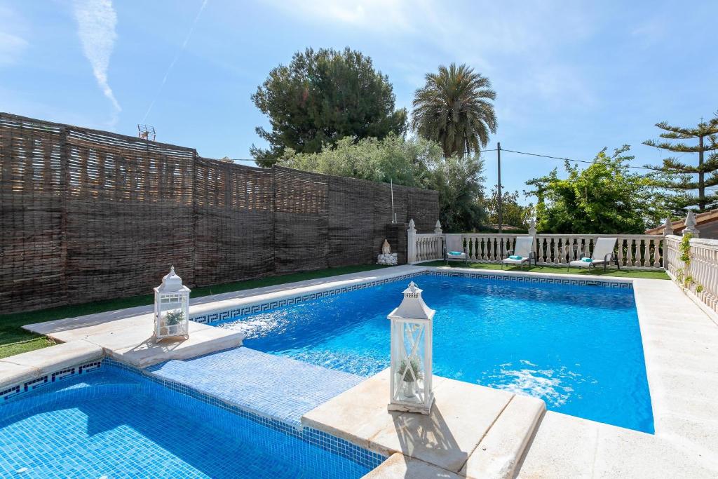 Santos Village, Elche – Updated 2023 Prices