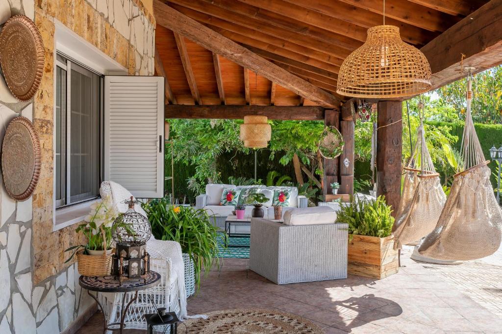 Santos Village, Elche – Updated 2023 Prices