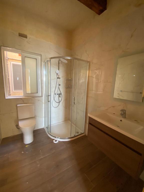 Koupelna v ubytování Ta' Giga Farmhouse
