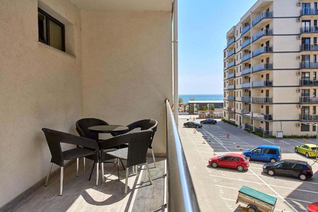 ระเบียงหรือลานระเบียงของ Apartament Smarald 1