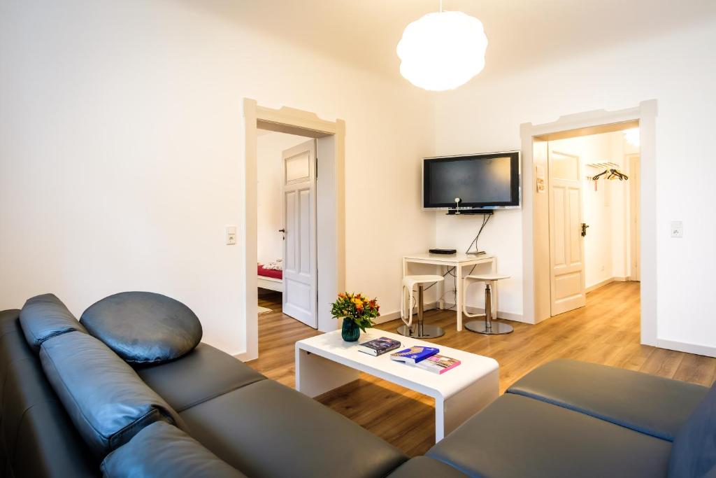 Wunderschöne Wohnung in sanierter Villa! incl WIFI