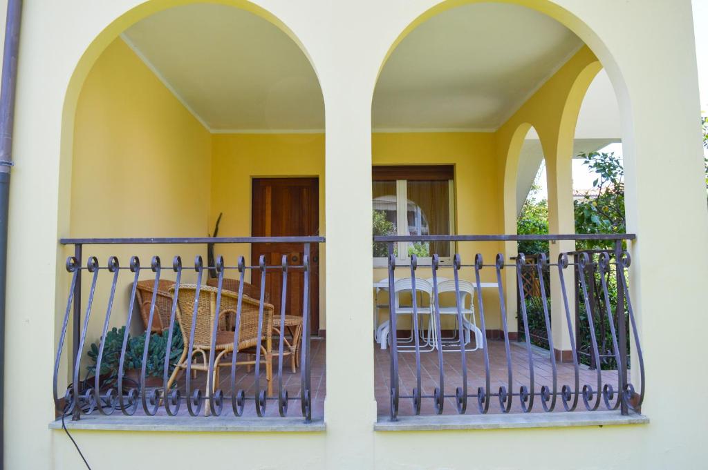 A balcony or terrace at Homiday - Villino Filippi