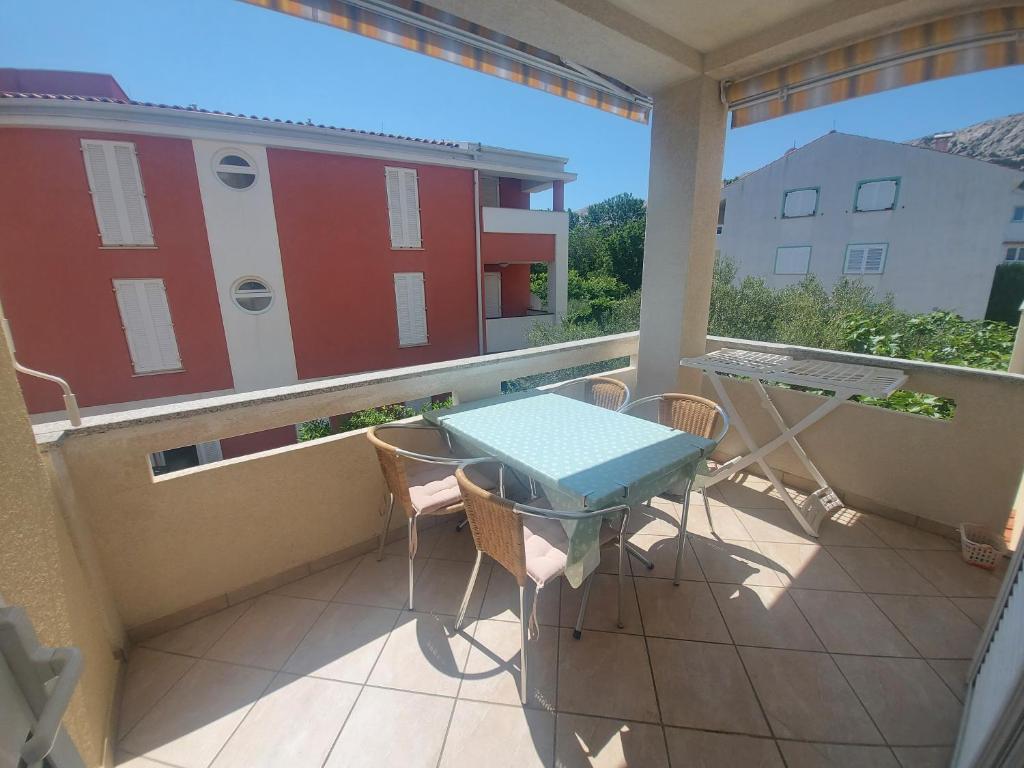 Balkon lub taras w obiekcie Apartment Ive