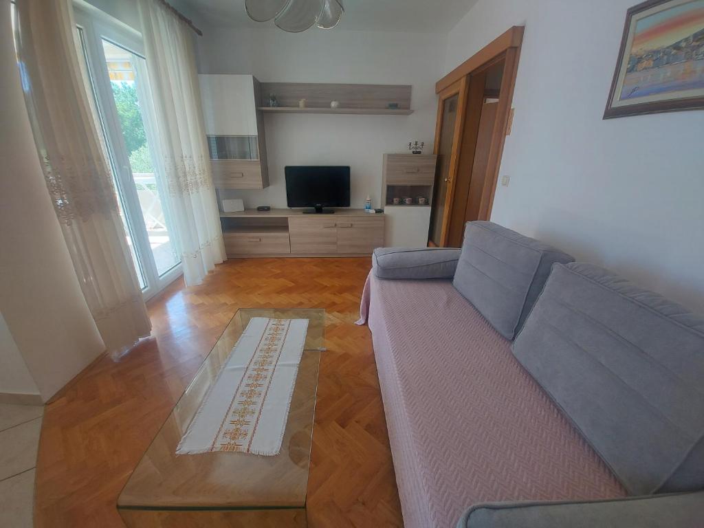 Telewizja i/lub zestaw kina domowego w obiekcie Apartment Ive
