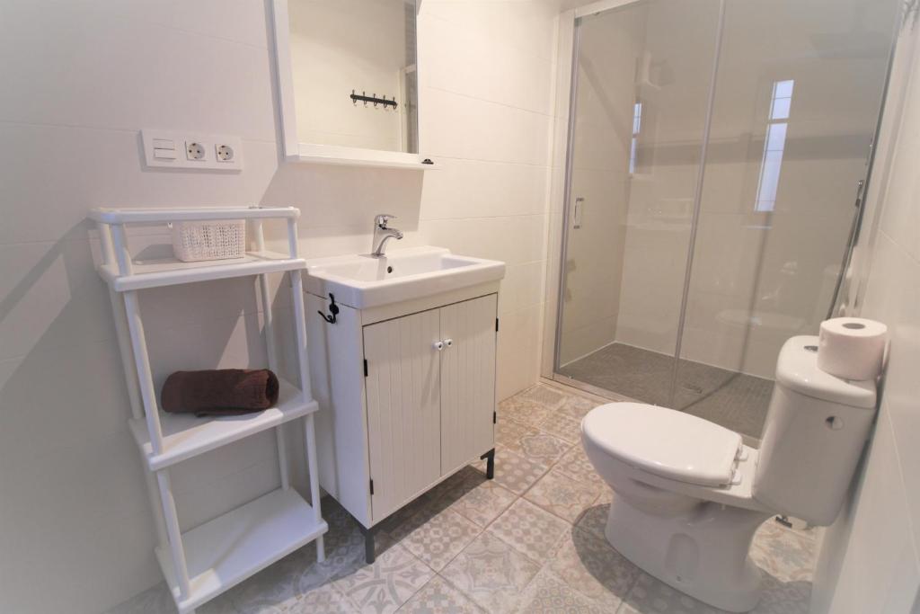 Koupelna v ubytování Zahira Suites