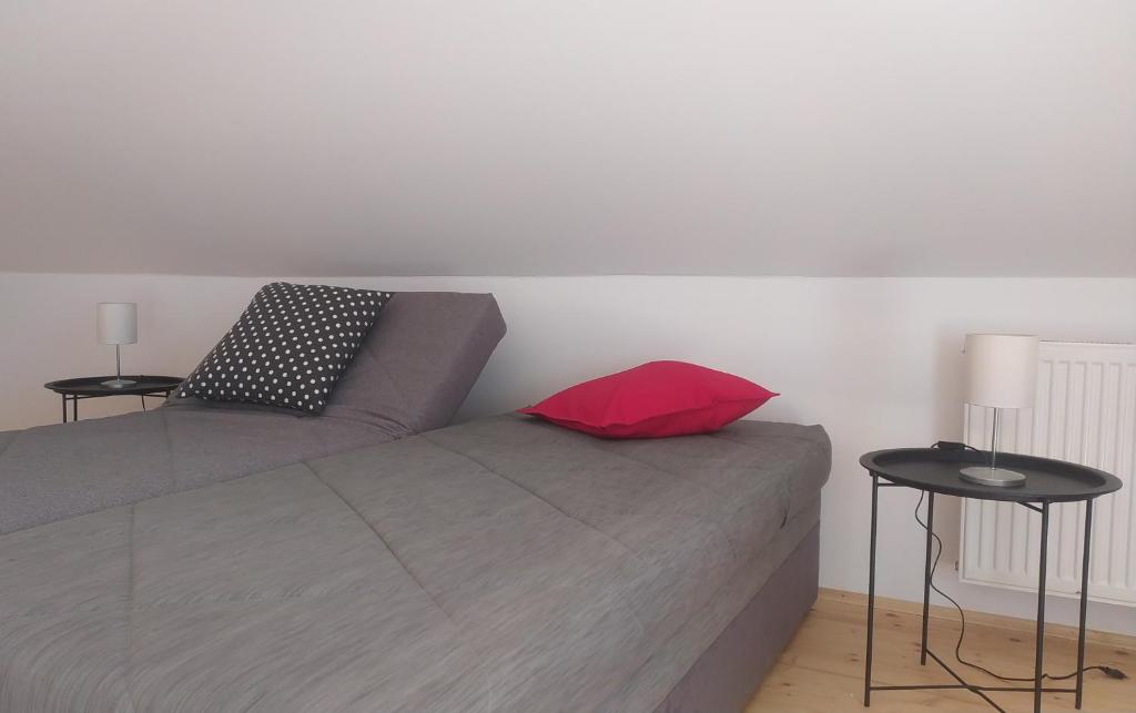 A seating area at Štúdiá Správa TANAPu
