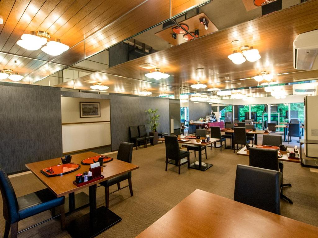 Restaurace v ubytování LiVEMAX RESORT Hakone Sengokuhara