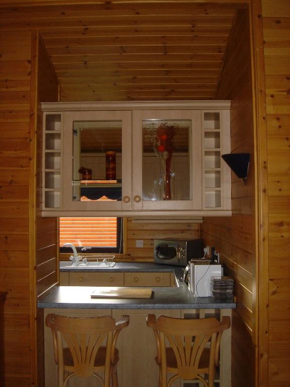 Kuchyň nebo kuchyňský kout v ubytování Loch Lomond Lodge