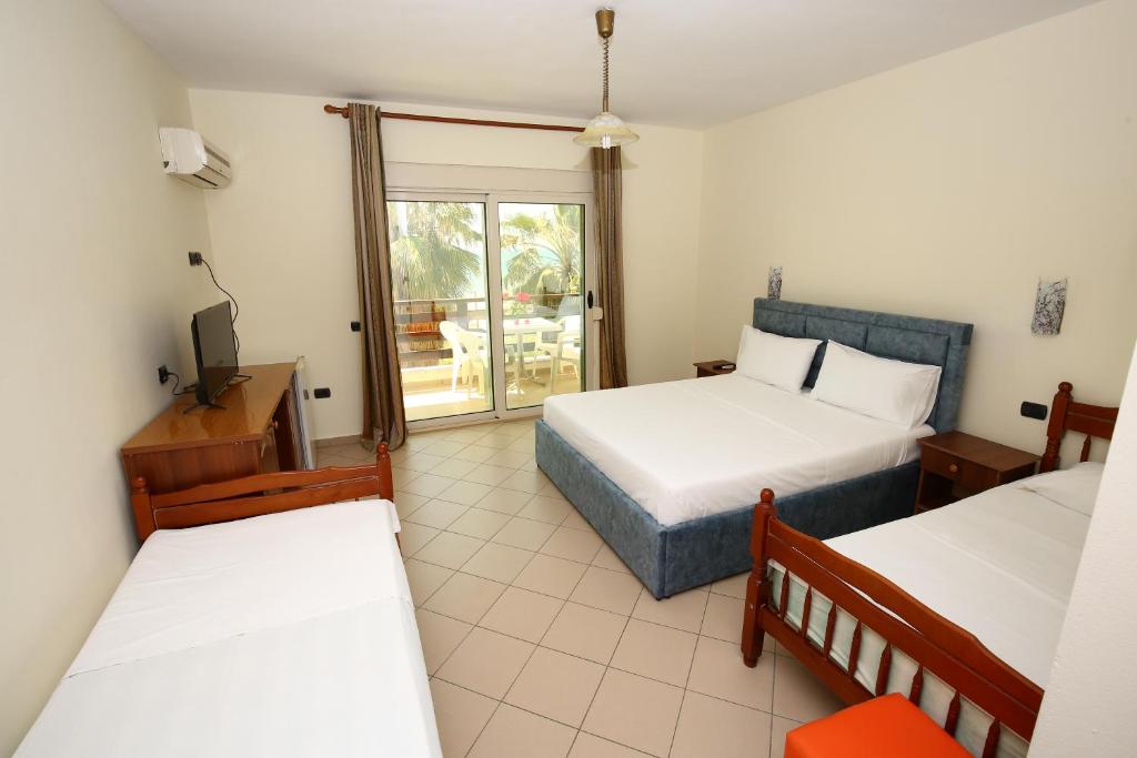 Hotel Venezia - Image 2