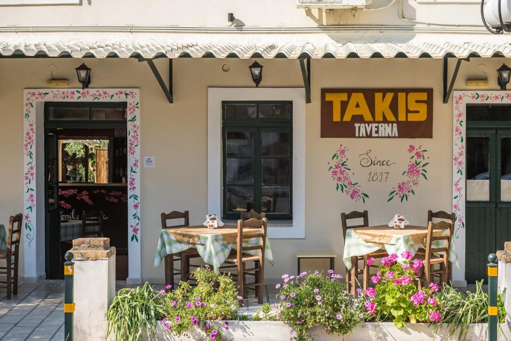 Restaurace v ubytování Takis Family Corfu