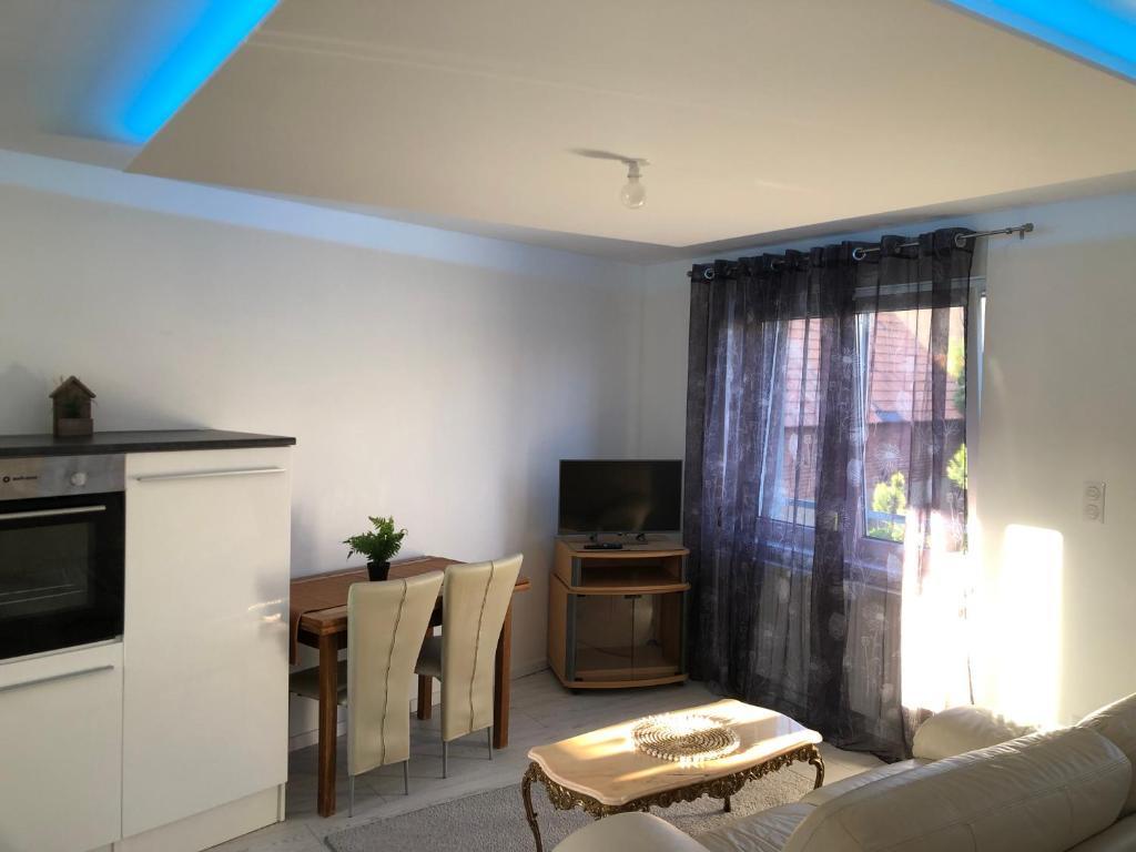 TV a/nebo společenská místnost v ubytování Appartement Willa chez willi