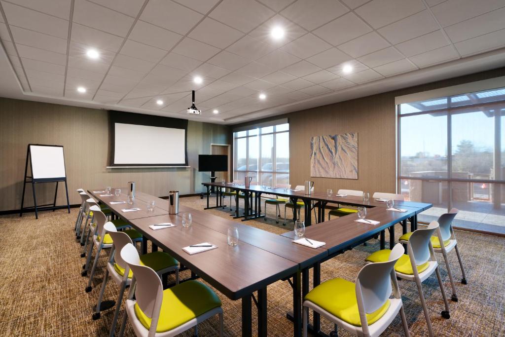 Konferenční prostory v ubytování SpringHill Suites by Marriott Cottonwood