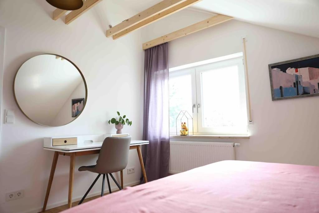 Postel nebo postele na pokoji v ubytování Pegnitz Apartement