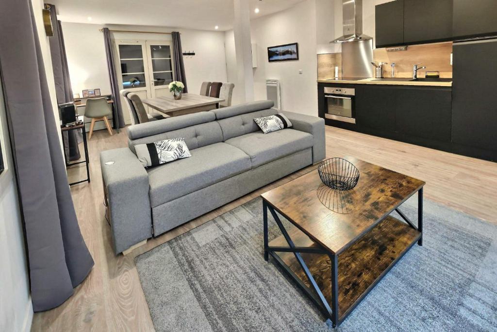 Kuchyň nebo kuchyňský kout v ubytování Superbe, T3 spacieux 78 m2, Neuf, Parking, Balcon