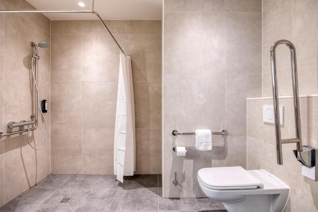 Koupelna v ubytování B&B HOTEL Hasselt