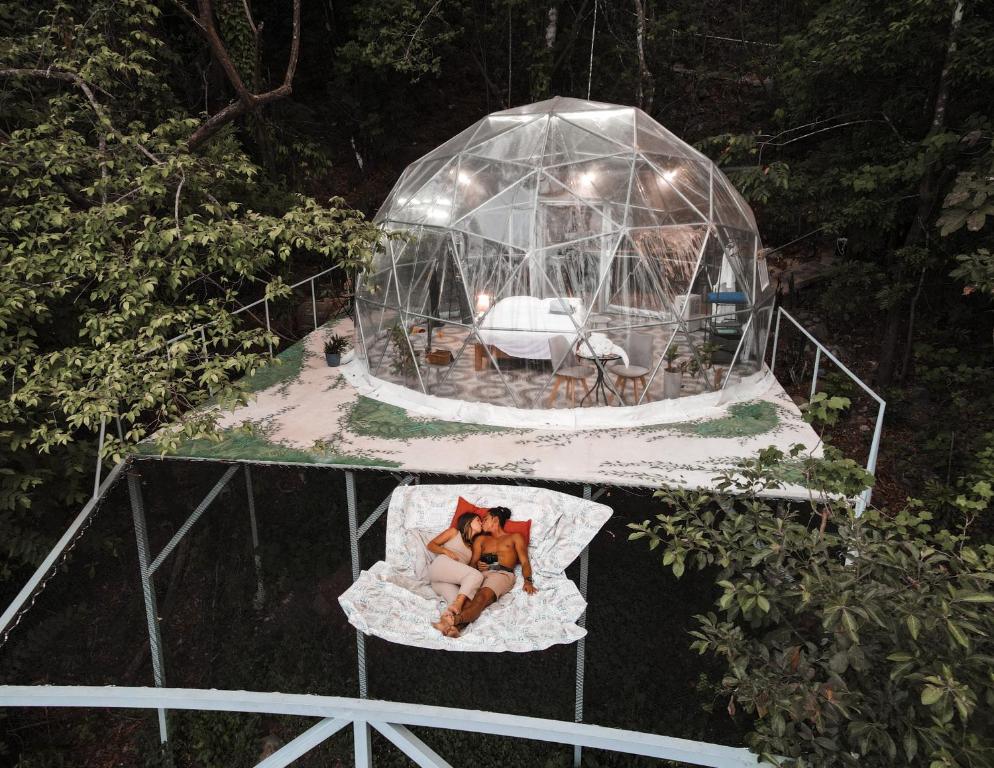 Zahrada ubytování Domos Mirador Romantic Private Honeymoon Glamping