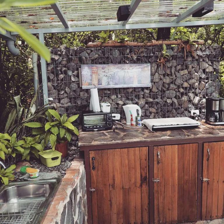 Kuchyň nebo kuchyňský kout v ubytování Domos Mirador Romantic Private Honeymoon Glamping