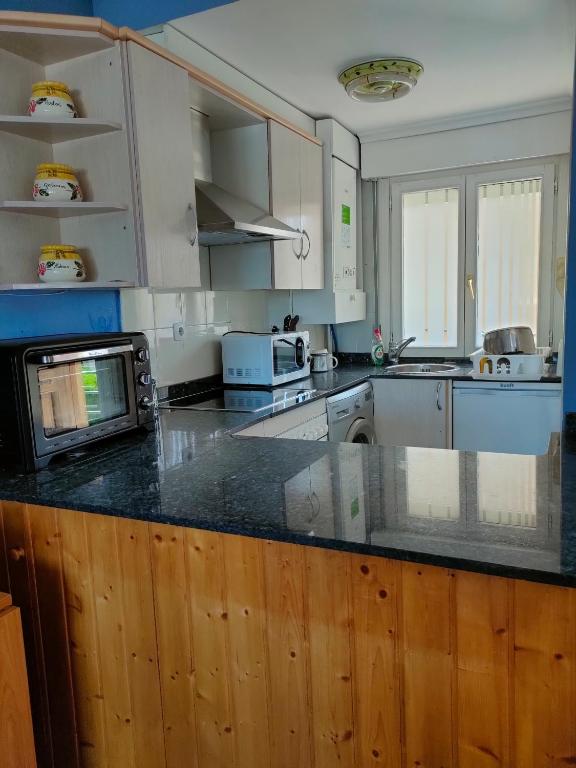 Fotografie z fotogalerie ubytování APARTAMENTO PLAYA DE USIL v destinaci Mogro