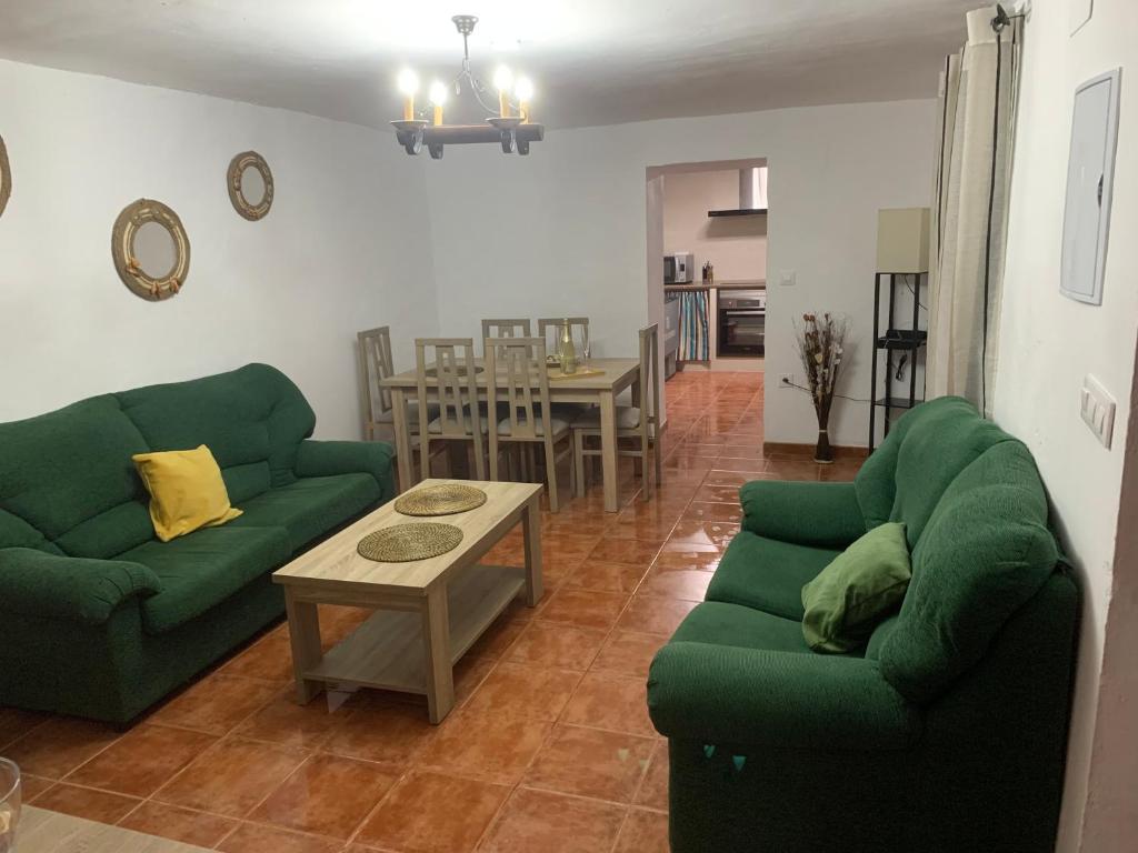 Część wypoczynkowa w obiekcie Alojamiento Rural Cortijo Alameda, Las Lagunillas