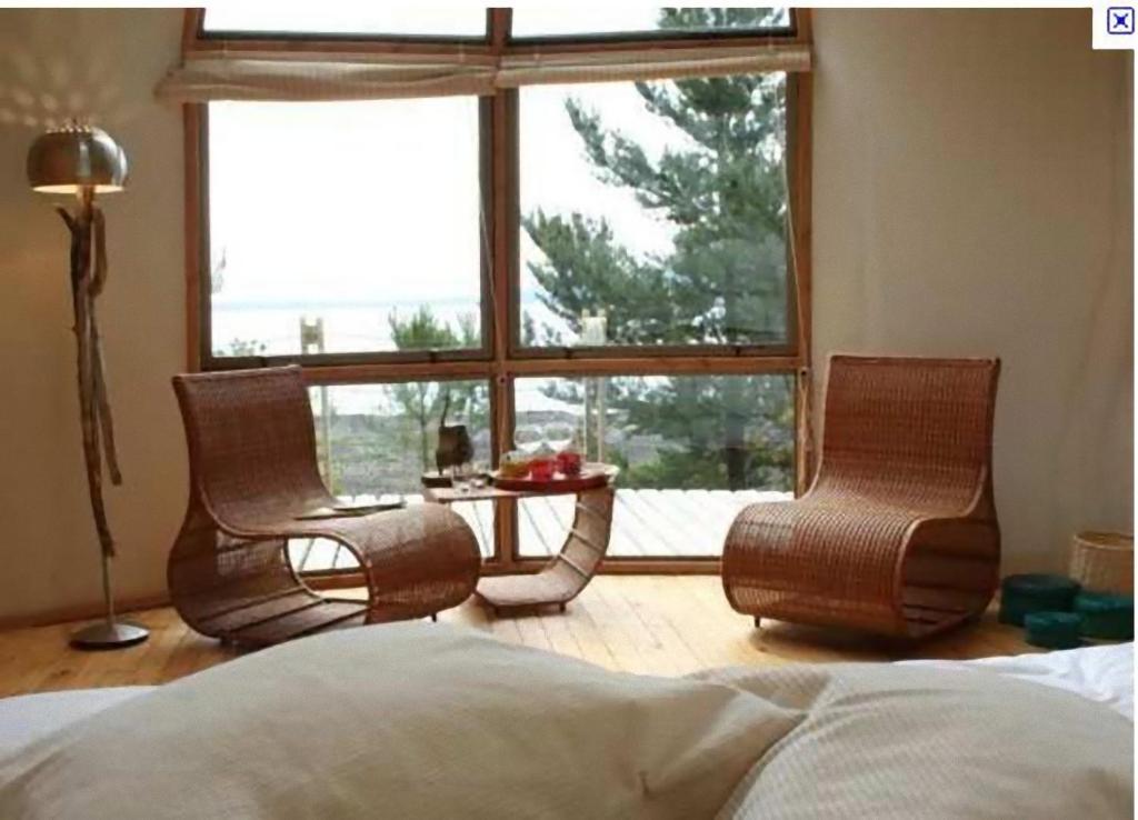Uma área de estar em Magma Lodge, Pucon