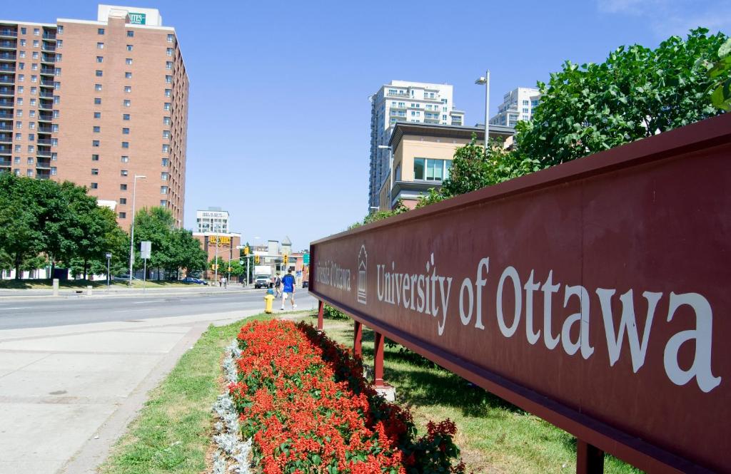 Les Suites Hotel Ottawa - Resim 27