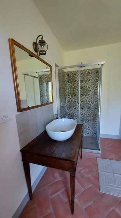 Koupelna v ubytování LA CA' DEI COMARI - Locanda da Tullio
