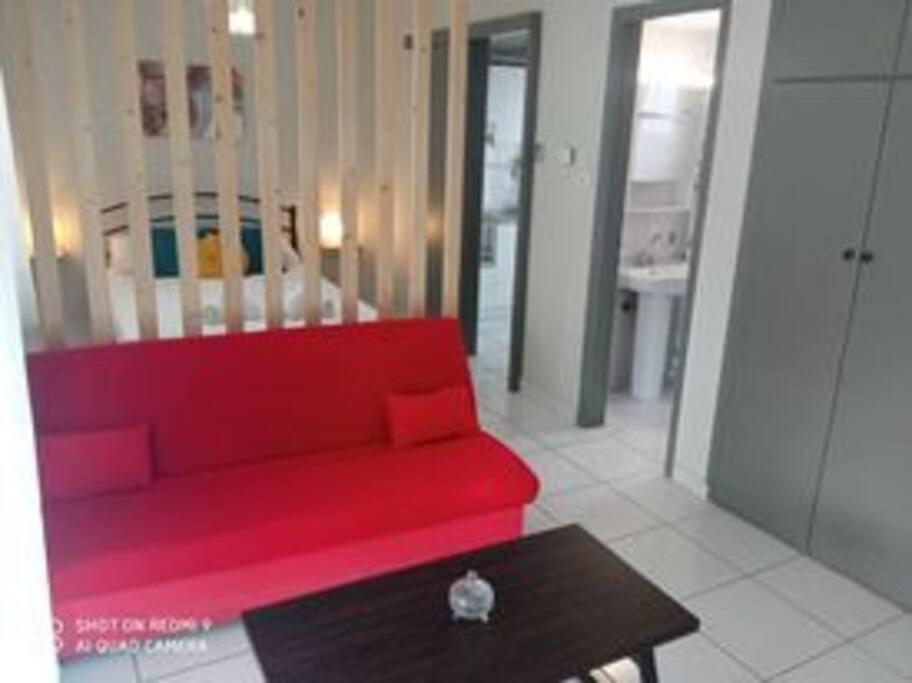 Posedenie v ubytovaní Lemon - HappyHostGr - Downtown Apartment