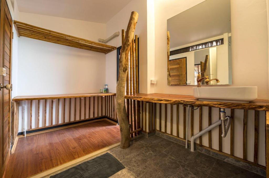 Fotografie z fotogalerie ubytování Hidden Beach Resort v destinaci Ko Mak