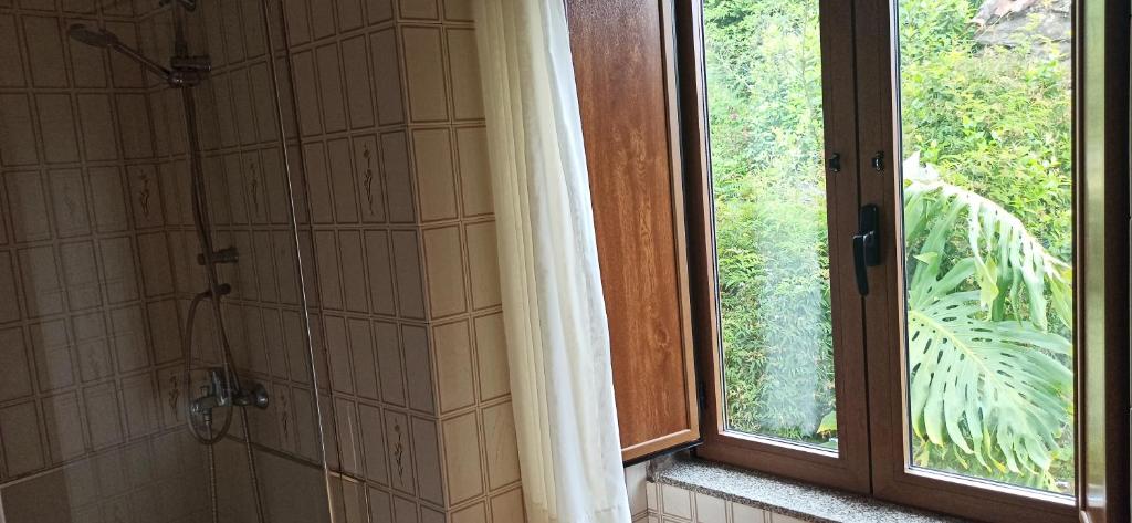 Casa de Ribadafonte - Casa Con Quattro Camere Da Letto