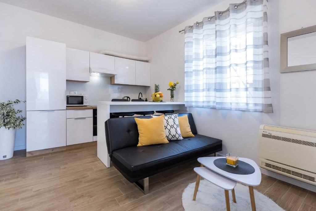 Kuchyňa alebo kuchynka v ubytovaní Guest House Anna